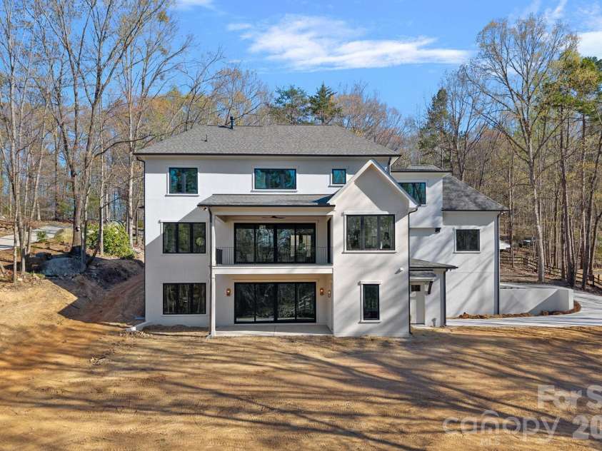157 Ross Road, Mooresville, NC 28117.  MLS# CAR4343527, YatesRealty ID 17354. 
