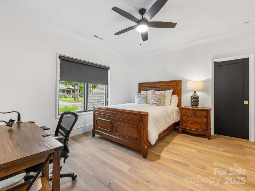 438 Wonderwood Drive, Charlotte, NC 28211.  MLS# CAR4290374, YatesRealty ID 17355. Bedroom 5