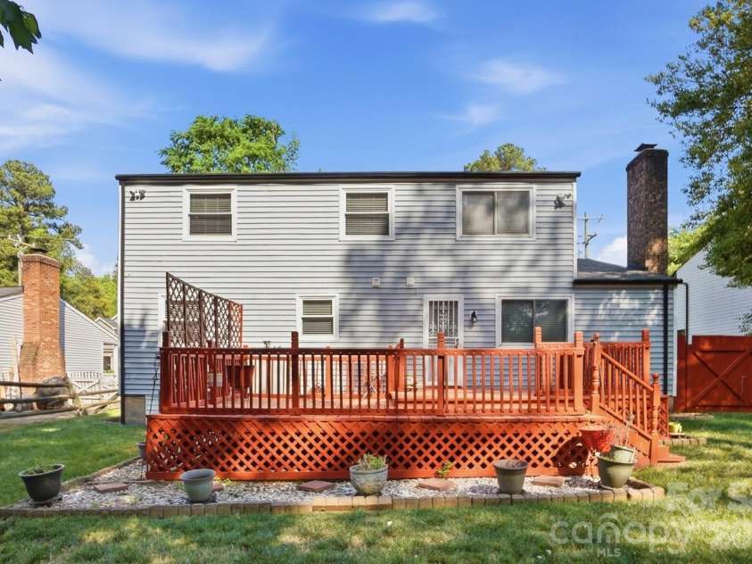 3701 Piney Grove Road, Charlotte, NC 28212.  MLS# CAR4375187, YatesRealty ID 17356. 