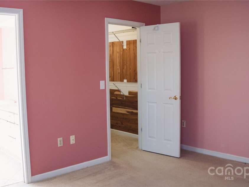 9 Manakiki Court, Etowah, NC 28729.  MLS# CAR4245266, YatesRealty ID 17356. Primary Bedroom