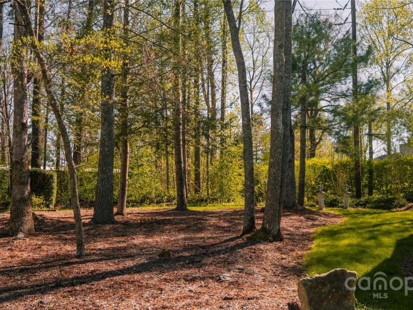 9 Manakiki Court, Etowah, NC 28729.  MLS# CAR4245266, YatesRealty ID 17356. Side