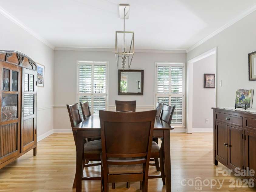 5017 Lindstrom Drive, Charlotte, NC 28226.  MLS# CAR4371600, YatesRealty ID 17357. Dining Room
