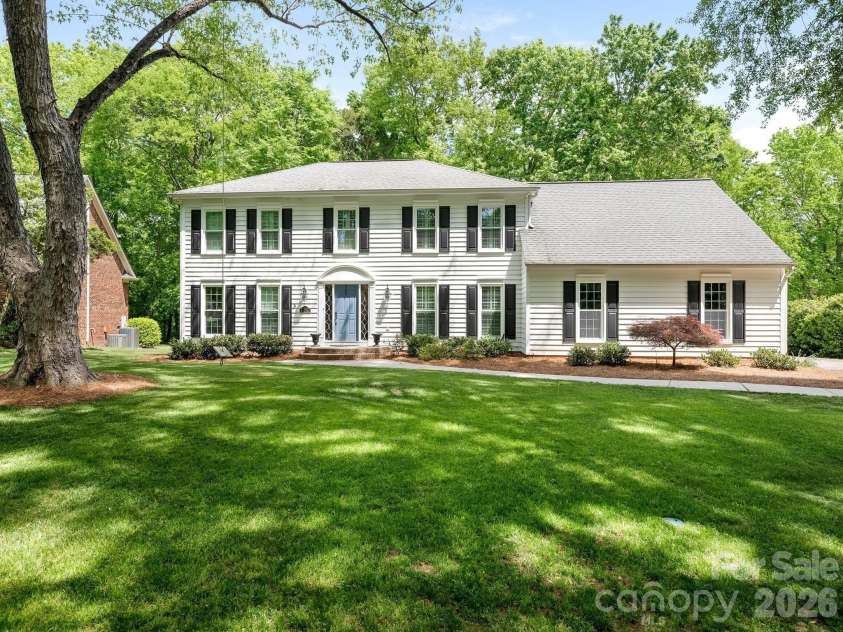 5017 Lindstrom Drive, Charlotte, NC 28226.  MLS# CAR4371600, YatesRealty ID 17357. Front Exterior