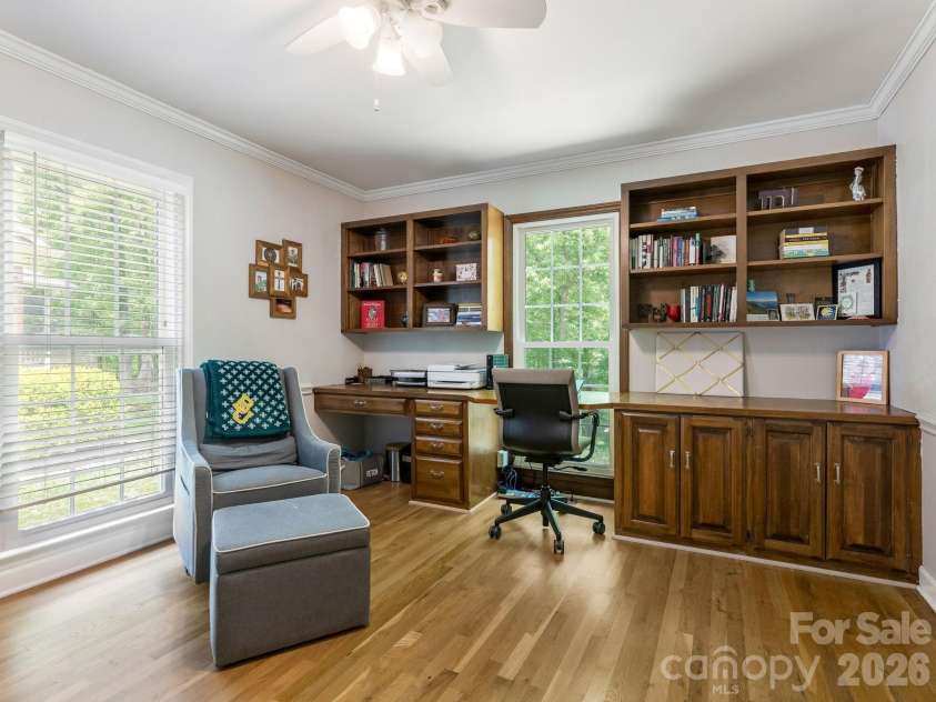 5017 Lindstrom Drive, Charlotte, NC 28226.  MLS# CAR4371600, YatesRealty ID 17357. Office