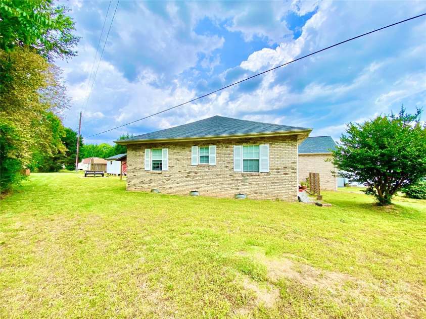 970 Mt Moriah Church Road, China Grove, NC 28023.  MLS# CAR4252351, YatesRealty ID 17357. 