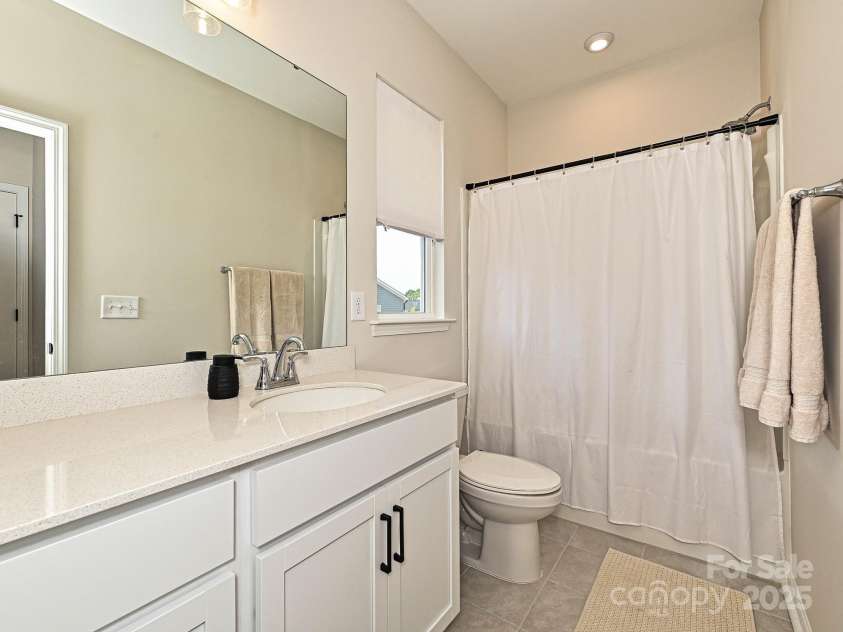 306 Cloudcroft Alley, Charlotte, NC 28217.  MLS# CAR4253444, YatesRealty ID 17358. Full Bath 2