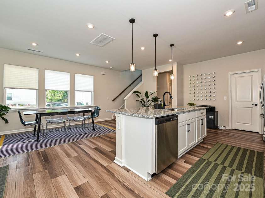 306 Cloudcroft Alley, Charlotte, NC 28217.  MLS# CAR4253444, YatesRealty ID 17358. Kitchen to Dining