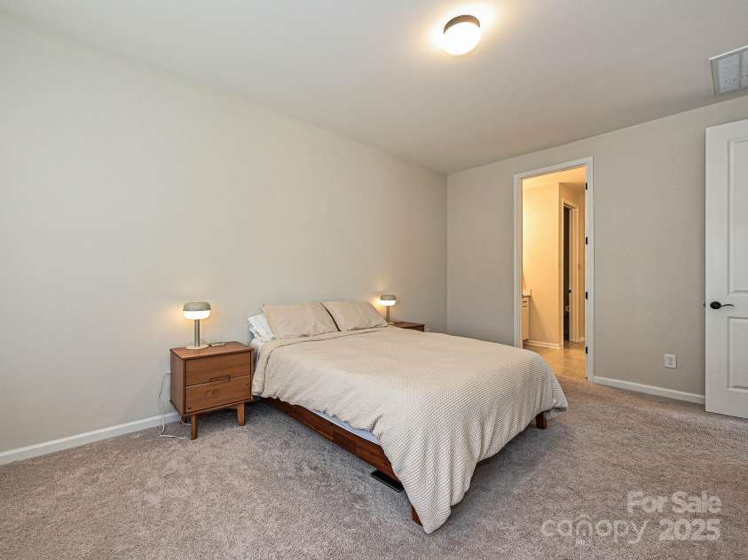 306 Cloudcroft Alley, Charlotte, NC 28217.  MLS# CAR4253444, YatesRealty ID 17358. Primary Bedroom