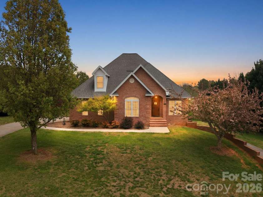 5518 Land Harbour Drive, Granite Falls, NC 28630.  MLS# CAR4364737, YatesRealty ID 17358. 