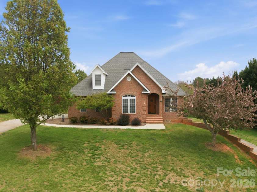 5518 Land Harbour Drive, Granite Falls, NC 28630.  MLS# CAR4364737, YatesRealty ID 17358. 