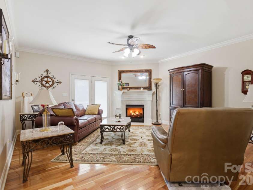 5518 Land Harbour Drive, Granite Falls, NC 28630.  MLS# CAR4364737, YatesRealty ID 17358. 