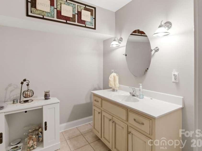 5518 Land Harbour Drive, Granite Falls, NC 28630.  MLS# CAR4364737, YatesRealty ID 17358. 