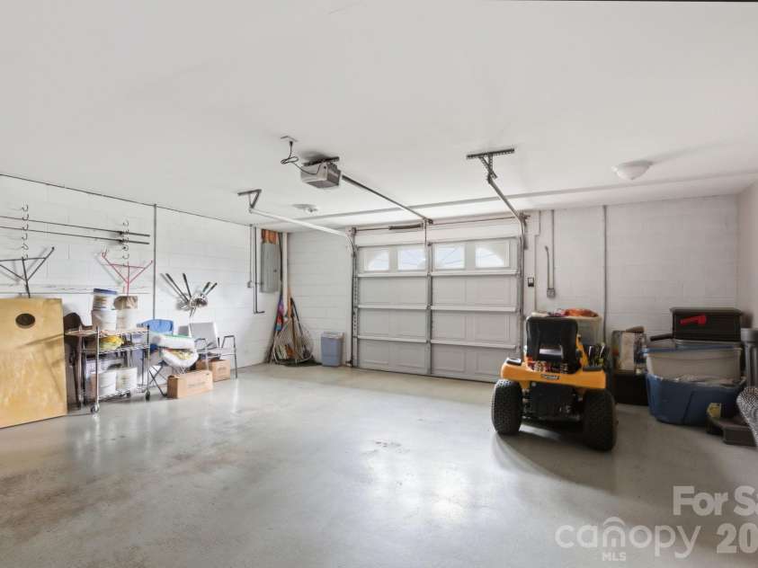 5518 Land Harbour Drive, Granite Falls, NC 28630.  MLS# CAR4364737, YatesRealty ID 17358. 