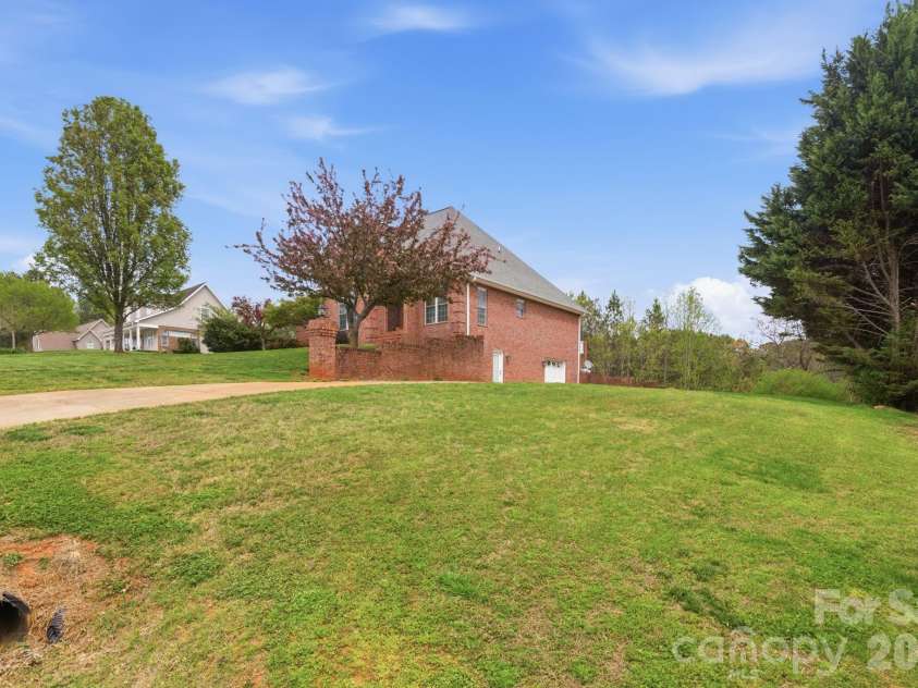 5518 Land Harbour Drive, Granite Falls, NC 28630.  MLS# CAR4364737, YatesRealty ID 17358. 
