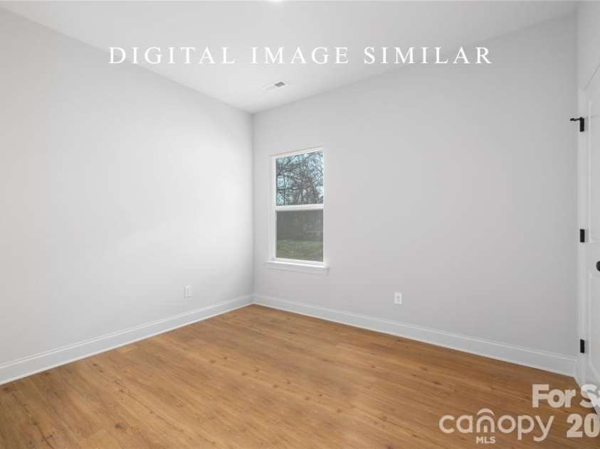 6016/6020 Paw Creek Road, Charlotte, NC 28214.  MLS# CAR4358110, YatesRealty ID 17359. 