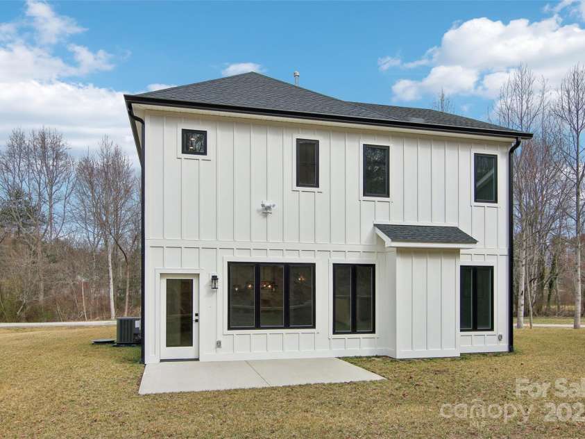 167 Plato Place, Etowah, NC 28729.  MLS# CAR4152786, YatesRealty ID 1736. 