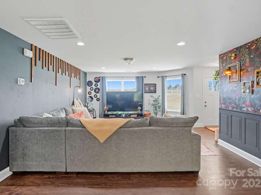 345 Knox Farm Road, Statesville, NC 28677.  MLS# CAR4304653, YatesRealty ID 1736. 