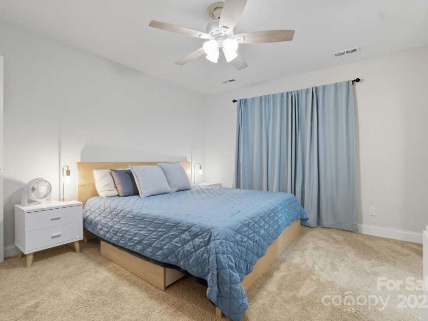 345 Knox Farm Road, Statesville, NC 28677.  MLS# CAR4304653, YatesRealty ID 1736. 