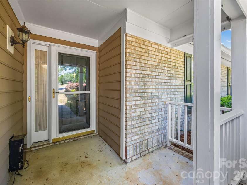 12103 Wagon Wheel Court, Charlotte, NC 28277.  MLS# CAR4373991, YatesRealty ID 17361. 