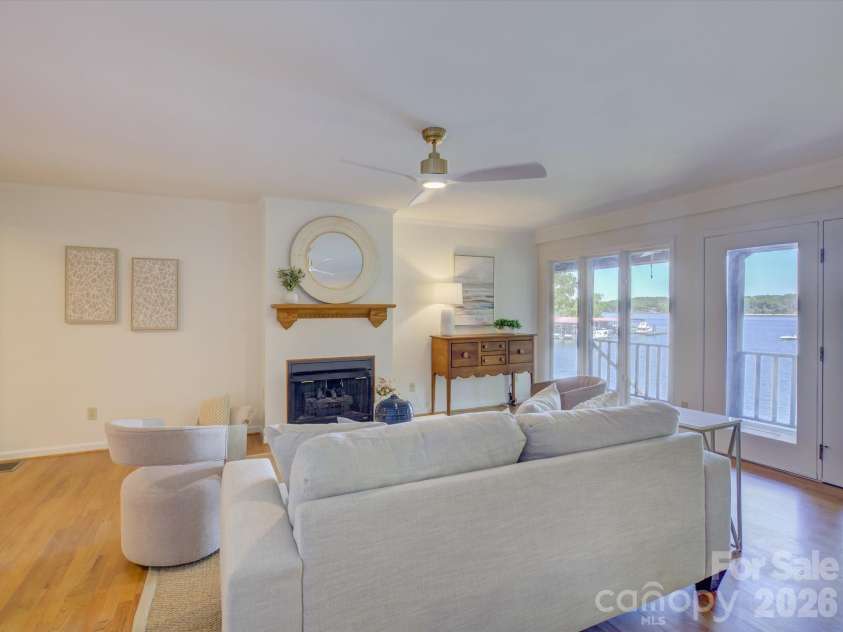 3940 Sandy Point Drive, York, SC 29745.  MLS# CAR4374280, YatesRealty ID 17362. Welcome to 3940 Sandy Point Drive! 