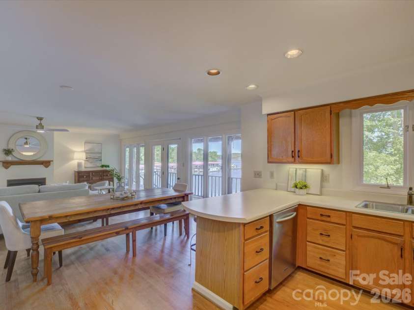 3940 Sandy Point Drive, York, SC 29745.  MLS# CAR4374280, YatesRealty ID 17362. Welcome to 3940 Sandy Point Drive! 
