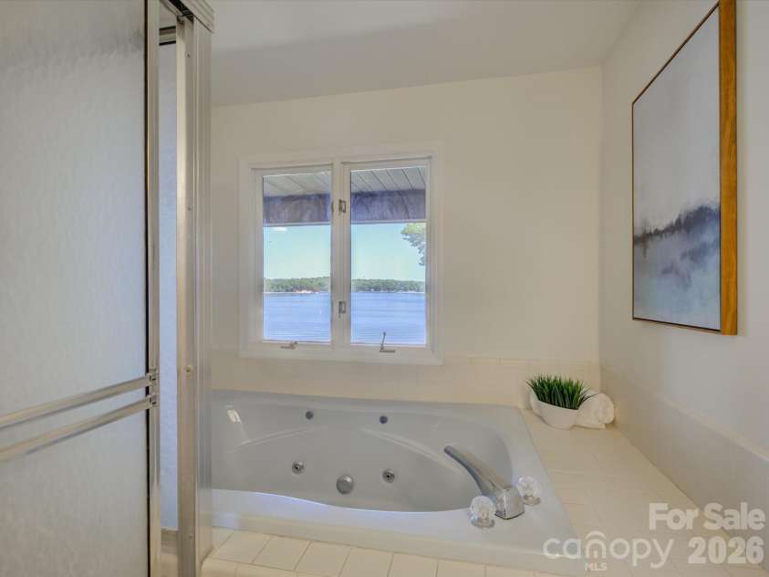 3940 Sandy Point Drive, York, SC 29745.  MLS# CAR4374280, YatesRealty ID 17362. Welcome to 3940 Sandy Point Drive! 