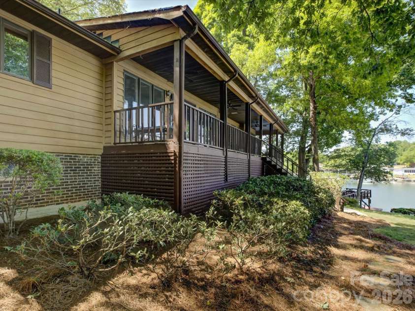 3940 Sandy Point Drive, York, SC 29745.  MLS# CAR4374280, YatesRealty ID 17362. Welcome to 3940 Sandy Point Drive! 