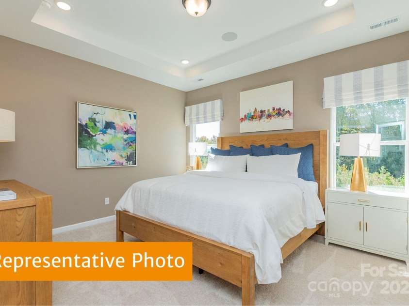 6024 Jasmine Branch Road, Charlotte, NC 28216.  MLS# CAR4260393, YatesRealty ID 17362. Suwanee Primary Bedroom