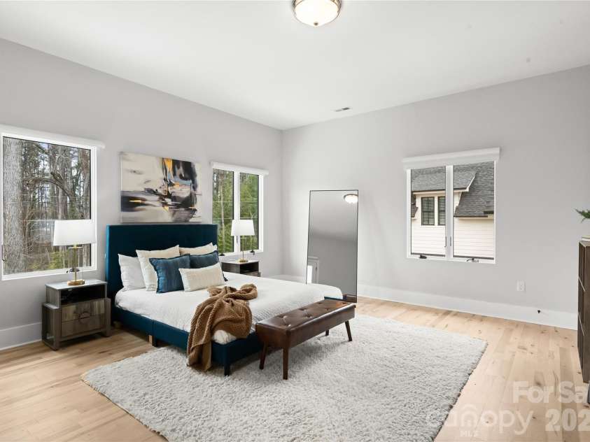 720 Ellsworth Road, Charlotte, NC 28211.  MLS# CAR4346480, YatesRealty ID 17365. 