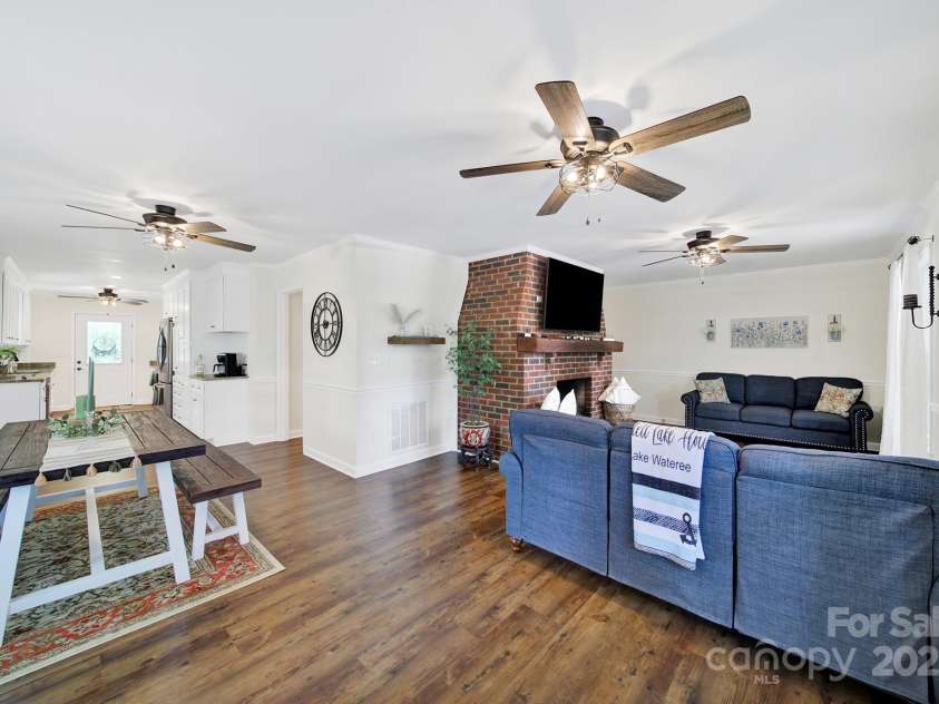 2248 White Heron Road, Liberty Hill, SC 29074.  MLS# CAR4263378, YatesRealty ID 17366. 