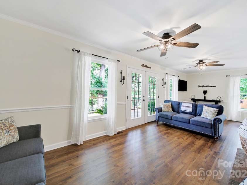 2248 White Heron Road, Liberty Hill, SC 29074.  MLS# CAR4263378, YatesRealty ID 17366. 