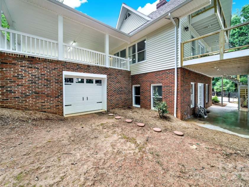 2248 White Heron Road, Liberty Hill, SC 29074.  MLS# CAR4263378, YatesRealty ID 17366. 