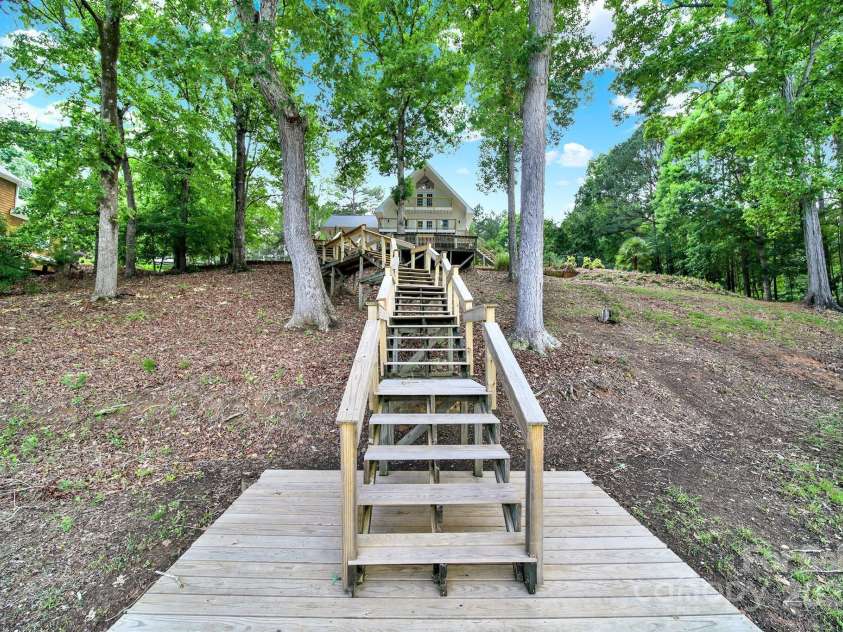 2248 White Heron Road, Liberty Hill, SC 29074.  MLS# CAR4263378, YatesRealty ID 17366. 