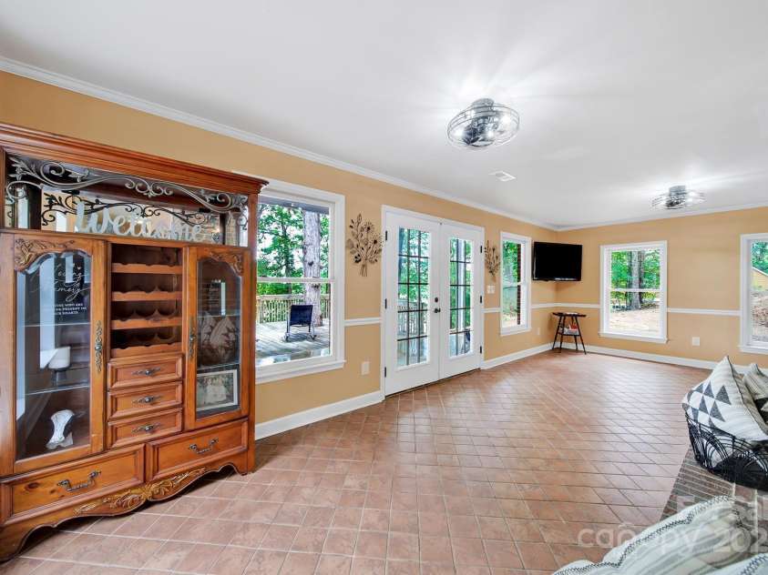 2248 White Heron Road, Liberty Hill, SC 29074.  MLS# CAR4263378, YatesRealty ID 17366. Recreation room