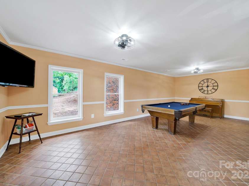 2248 White Heron Road, Liberty Hill, SC 29074.  MLS# CAR4263378, YatesRealty ID 17366. Recreation room