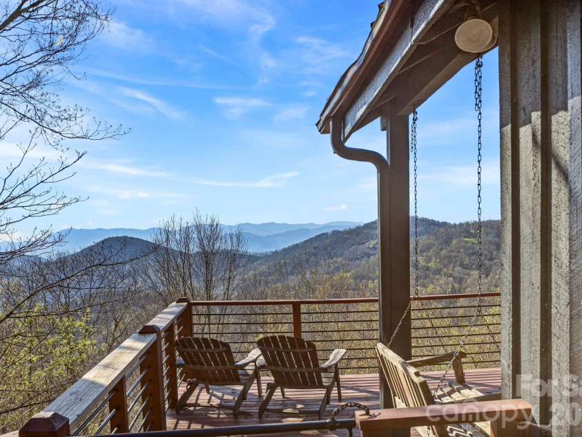 339 Granny Lewis Lane, Mars Hill, NC 28754.  MLS# CAR4373985, YatesRealty ID 17366. 