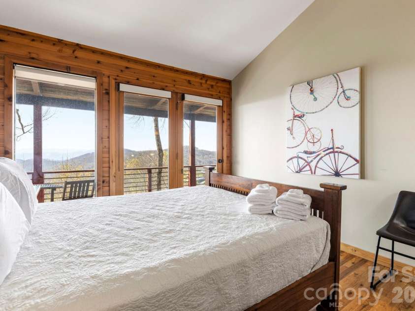 339 Granny Lewis Lane, Mars Hill, NC 28754.  MLS# CAR4373985, YatesRealty ID 17366. 