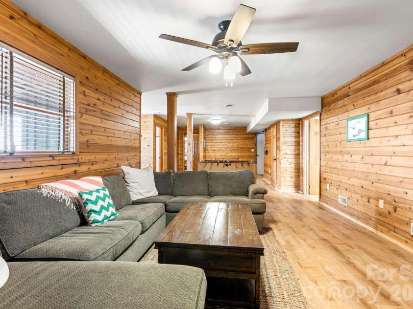 339 Granny Lewis Lane, Mars Hill, NC 28754.  MLS# CAR4373985, YatesRealty ID 17366. 