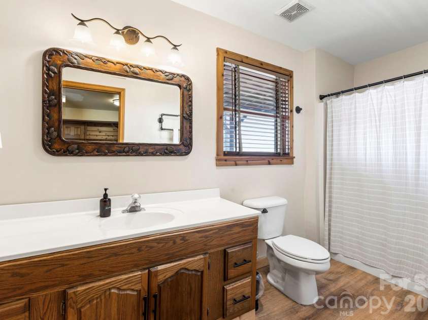 339 Granny Lewis Lane, Mars Hill, NC 28754.  MLS# CAR4373985, YatesRealty ID 17366. 