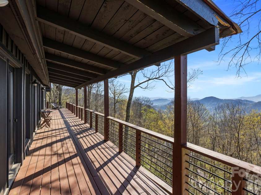 339 Granny Lewis Lane, Mars Hill, NC 28754.  MLS# CAR4373985, YatesRealty ID 17366. 