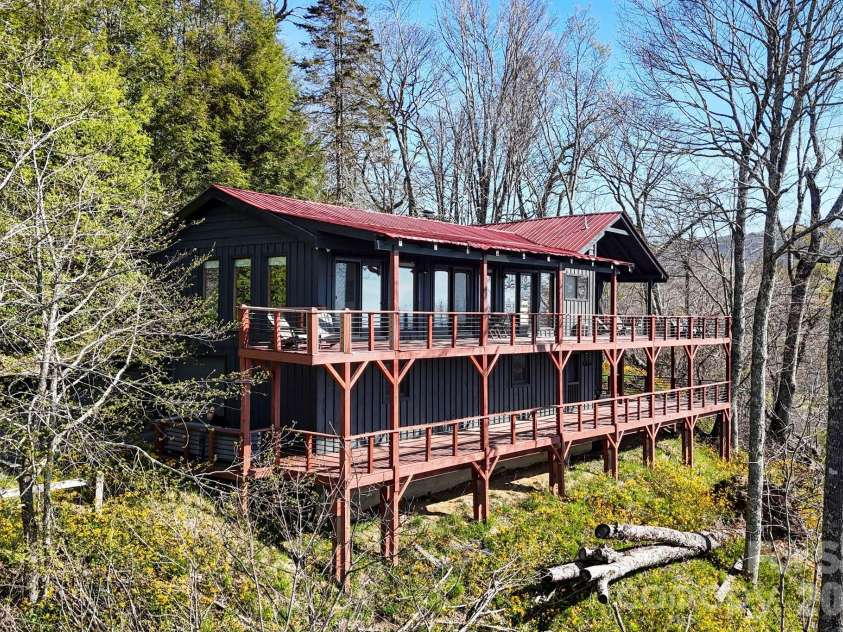 339 Granny Lewis Lane, Mars Hill, NC 28754.  MLS# CAR4373985, YatesRealty ID 17366. 