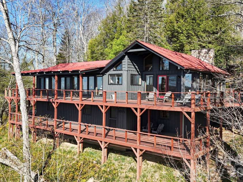 339 Granny Lewis Lane, Mars Hill, NC 28754.  MLS# CAR4373985, YatesRealty ID 17366. 