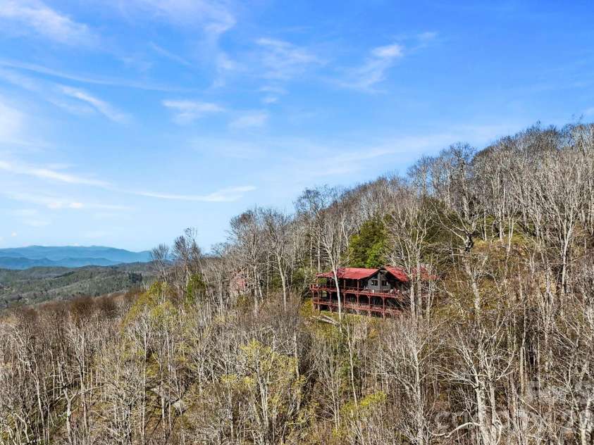 339 Granny Lewis Lane, Mars Hill, NC 28754.  MLS# CAR4373985, YatesRealty ID 17366. 