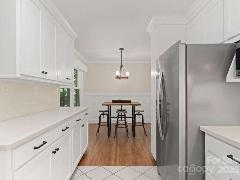 1226 Tarrington Avenue, Charlotte, NC 28205.  MLS# CAR4265086, YatesRealty ID 17369. 