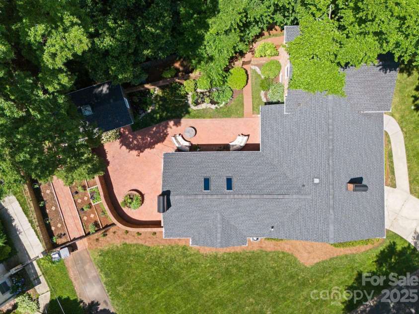 1226 Tarrington Avenue, Charlotte, NC 28205.  MLS# CAR4265086, YatesRealty ID 17369. 