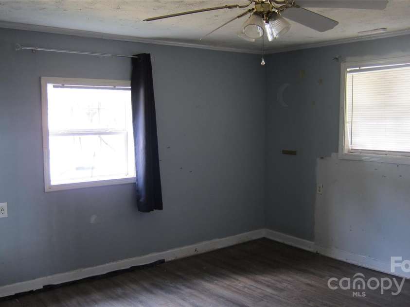 127 Hill Street, Mooresboro, NC 28114.  MLS# CAR4286211, YatesRealty ID 1737. 