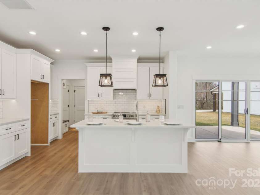 201 Plato Place, Etowah, NC 28729.  MLS# CAR4152788, YatesRealty ID 1737. 
