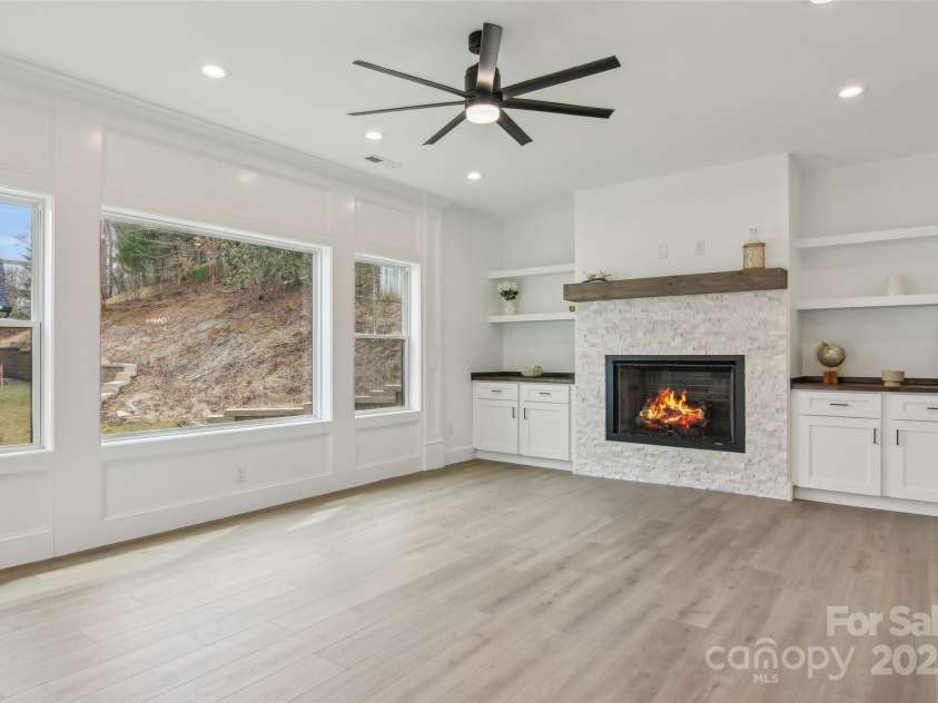 201 Plato Place, Etowah, NC 28729.  MLS# CAR4152788, YatesRealty ID 1737. 
