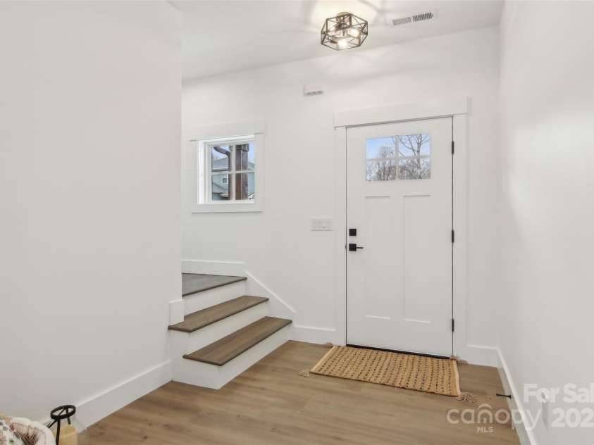 201 Plato Place, Etowah, NC 28729.  MLS# CAR4152788, YatesRealty ID 1737. 
