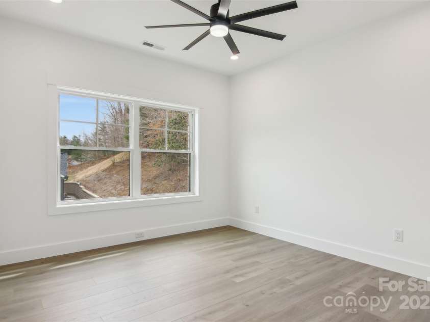201 Plato Place, Etowah, NC 28729.  MLS# CAR4152788, YatesRealty ID 1737. 